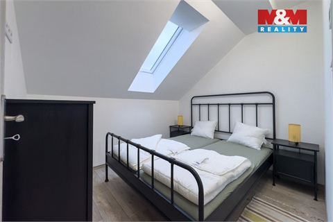 Prodej rodinného domu, 433 m² - 28