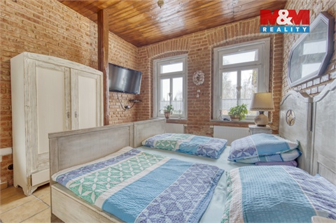 Prodej rodinného domu, 433 m² - 12