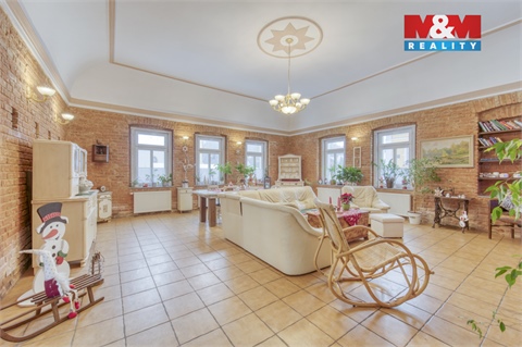 Prodej rodinného domu, 433 m² 4