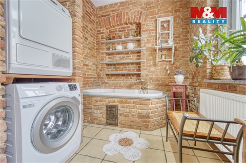 Prodej rodinného domu, 433 m² - 20