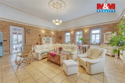 Prodej rodinného domu, 433 m² - 4