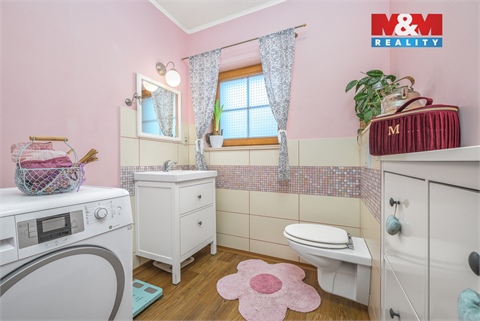 Prodej rodinného domu, 139 m² 10