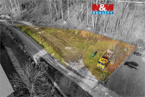 Prodej stavebního pozemku, 1 885 m² 0