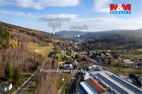 Prodej stavebního pozemku, 1 885 m² 8