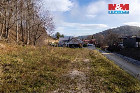 Prodej stavebního pozemku, 1 885 m² 6