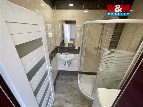 Pronájem bytu 3+1, 60 m² 2