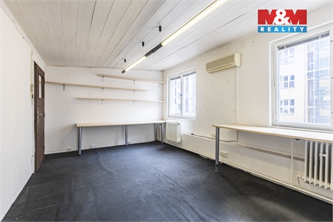 Pronájem kanceláře, 17 m² 2