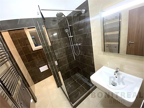 Pronájem bytu 1+1, 50 m² 0