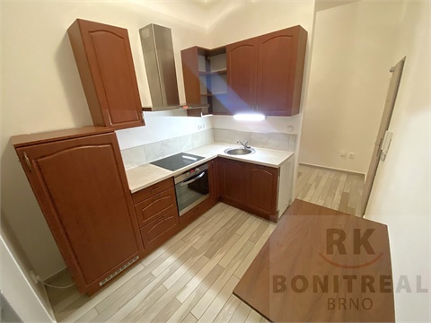 Pronájem bytu 1+1, 50 m² - 0