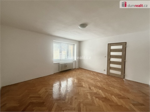 Pronájem bytu 2+1, 63 m² 2