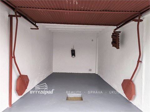 Pronájem garáže, 19 m² 0