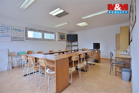 Pronájem obchodních prostor, 2 357 m² 14