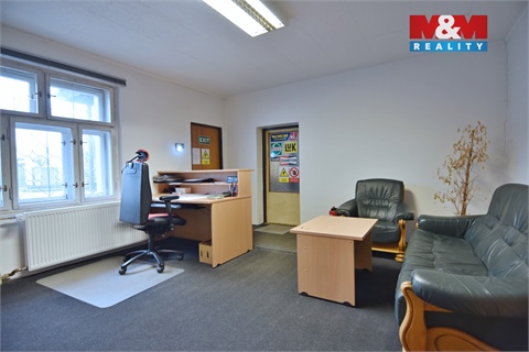 Pronájem obchodních prostor, 2 357 m² - 0