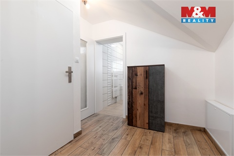 Prodej bytu 2+1, 58 m² 12