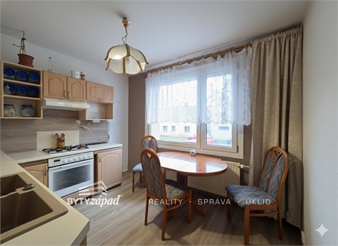 Pronájem bytu 3+1, 68 m² - 0