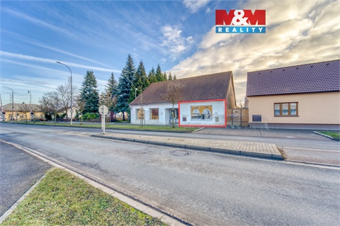 Pronájem obchodních prostor, 47 m² 0