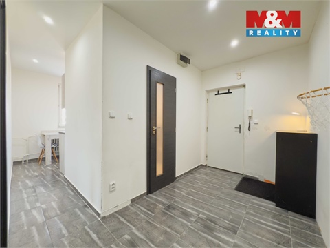 Prodej bytu 2+1, 55 m² 10