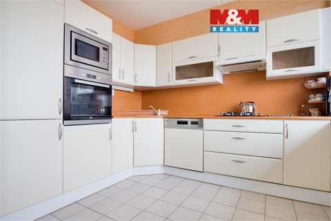 Prodej bytu 4+1, 79 m² 0