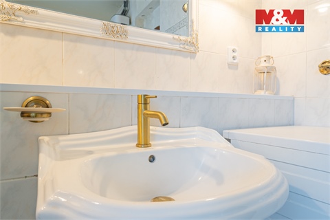 Prodej rodinného domu, 206 m² 8