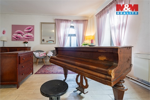 Prodej rodinného domu, 206 m² - 12