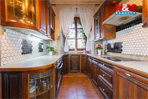 Prodej rodinného domu, 206 m² - 2