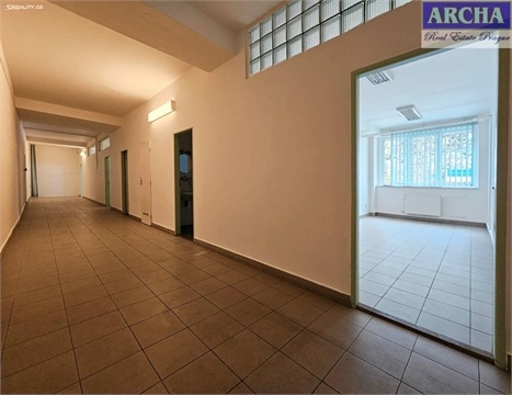 Pronájem skladu / haly, 1 306 m² - 0