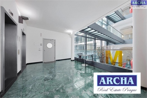 Pronájem kanceláře, 300 m² 2