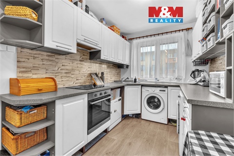 Prodej bytu 2+1, 65 m² 0