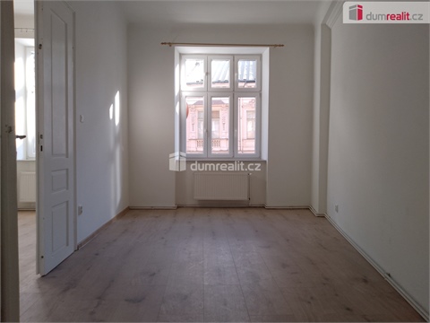 Pronájem komerčního objektu, 93 m² - 2