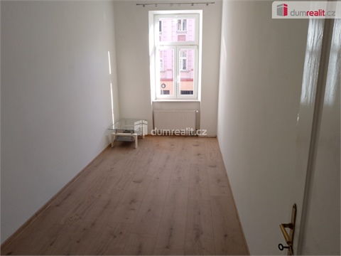Pronájem komerčního objektu, 93 m² - 4