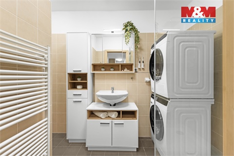 Prodej bytu 3kk, 84 m² 2