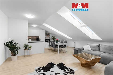 Prodej bytu 3kk, 84 m² 0