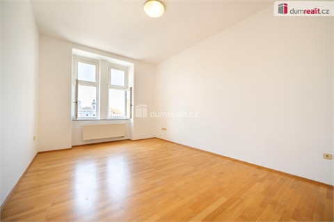 Pronájem bytu 3kk, 93 m² - 10