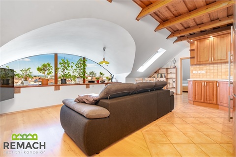 Pronájem bytu 2kk, 51 m² 12