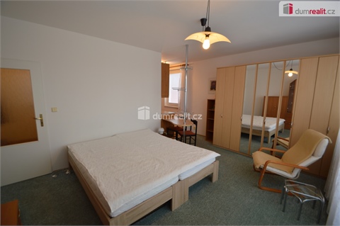 Pronájem bytu 1kk, 32 m² - 0