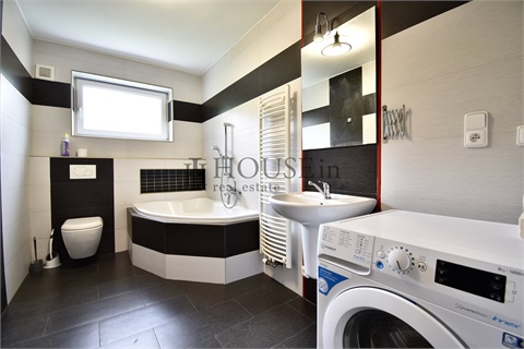 Pronájem bytu 2kk, 53 m² 10