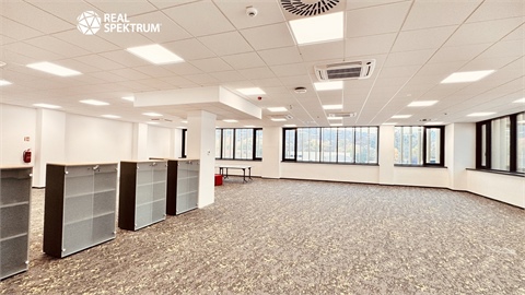 Pronájem kanceláře, 420 m² - 10