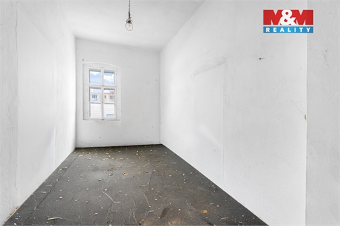 Prodej rodinného domu, 198 m² - 2