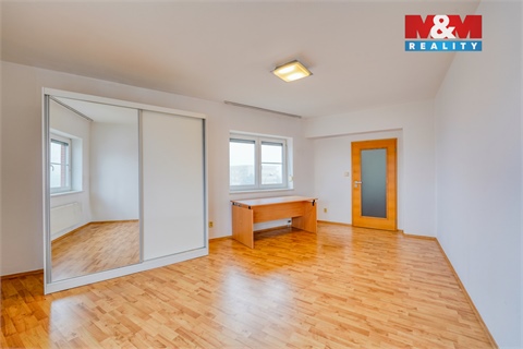 Pronájem bytu 3kk, 104 m² - 4