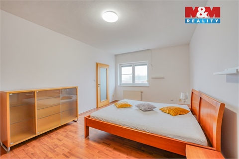 Pronájem bytu 3kk, 104 m² 10