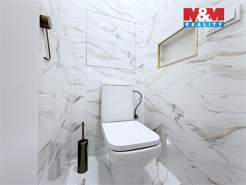 Prodej bytu 4+1, 80 m² 8