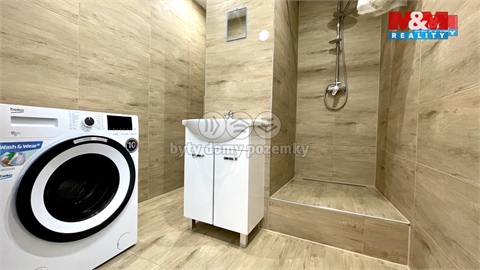 Pronájem bytu 1+1, 38 m² - 2