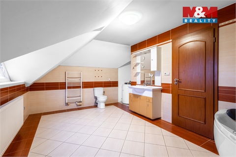 Prodej rodinného domu, 142 m² 18