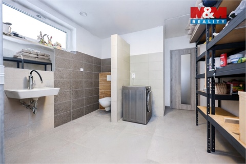 Prodej rodinného domu, 129 m² - 14