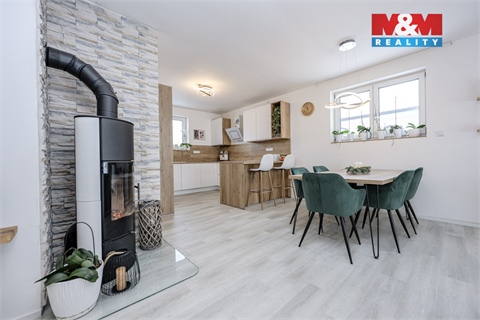 Prodej rodinného domu, 129 m² 2