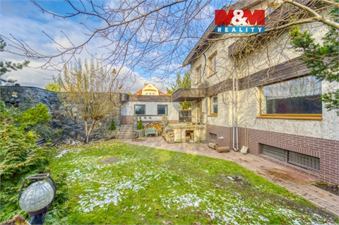 Prodej rodinného domu, 324 m² 0