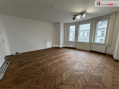 Pronájem kanceláře, 82 m² - 2
