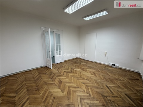 Pronájem kanceláře, 35 m² 2