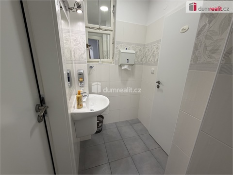 Pronájem kanceláře, 143 m² 10