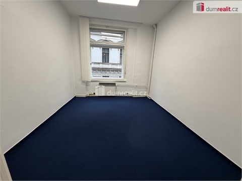 Pronájem kanceláře, 143 m² - 2